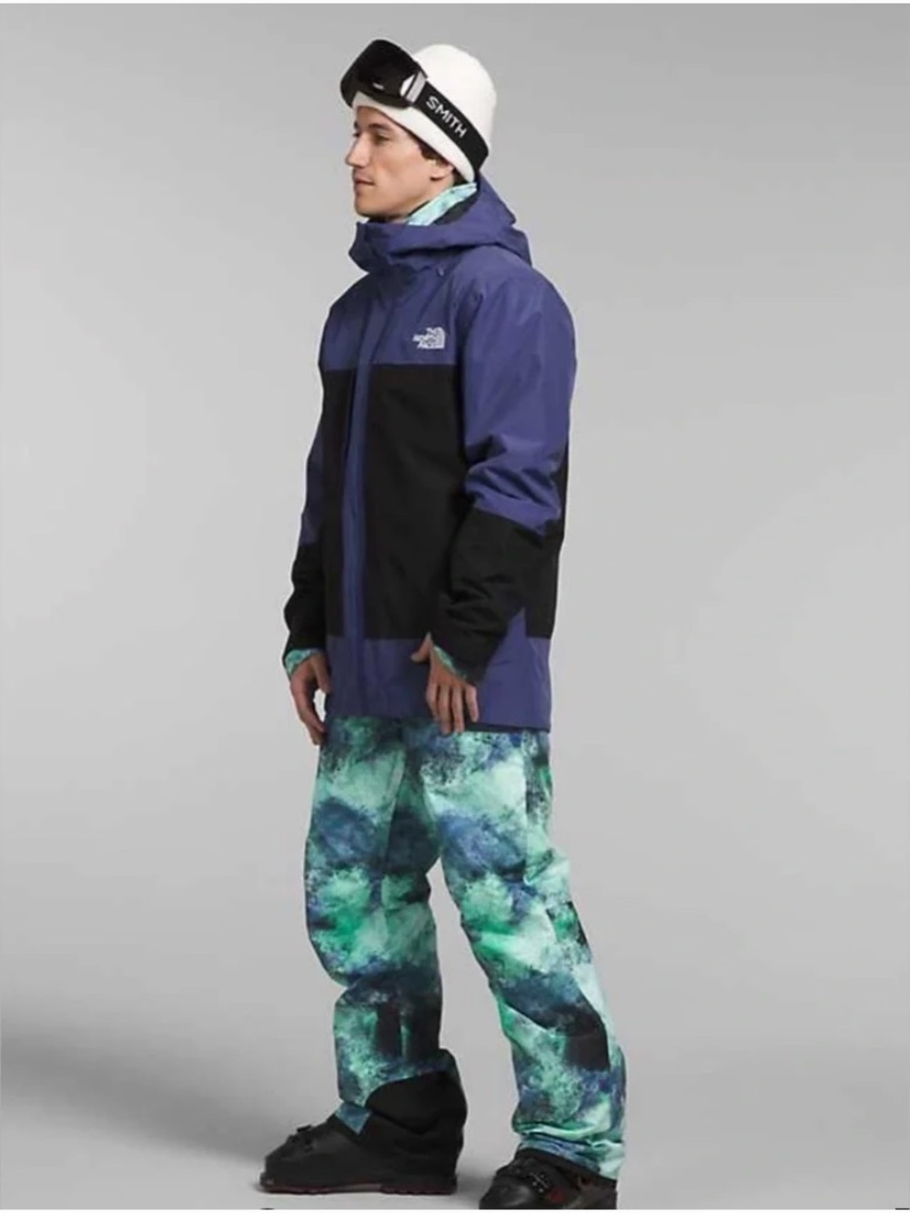 The North Face Men’s Purple & Black Ski Jacket with Hood